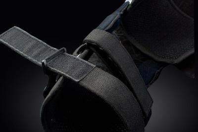 TWIN STRAP KNEE BRACE SMALL 